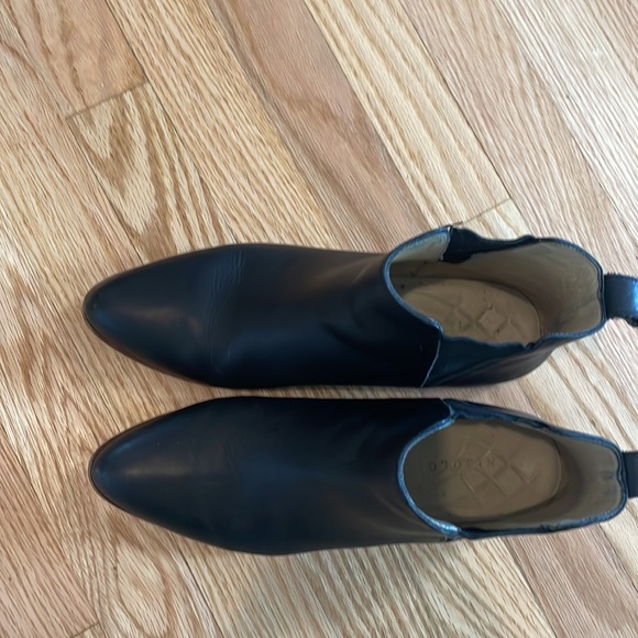 Nisolo Everyday Chelsea - Picture 4 of 5